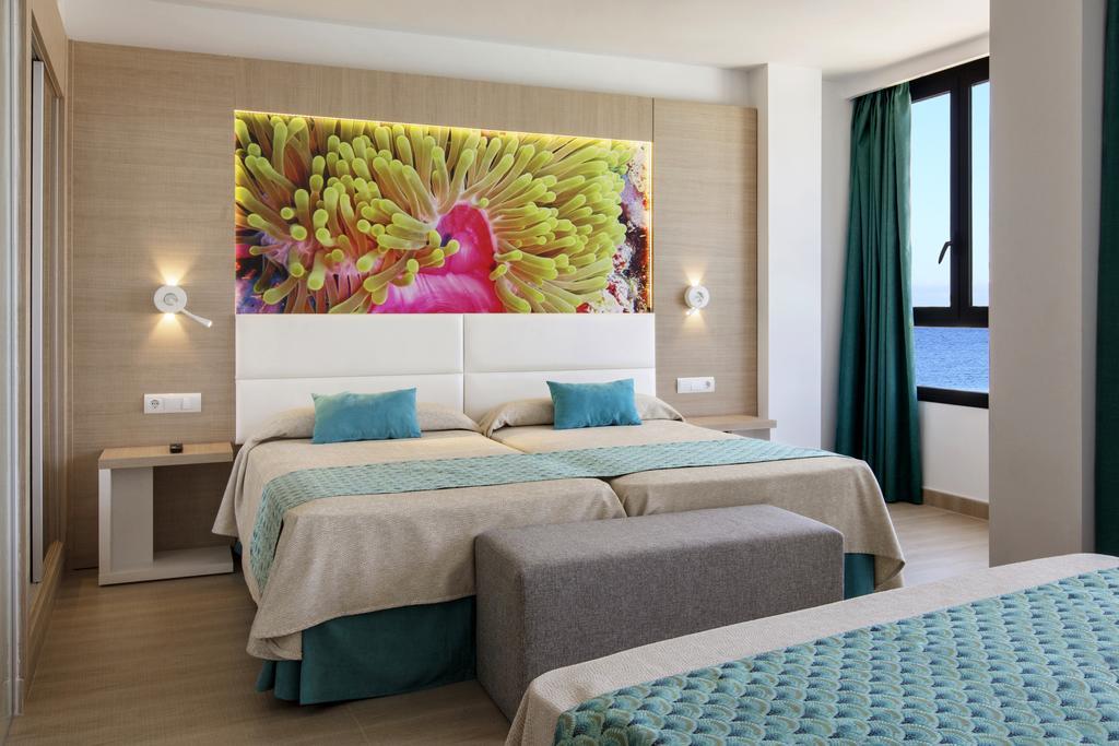Marvell Club Hotel & Apartments Сан-Антоніо Екстер'єр фото
