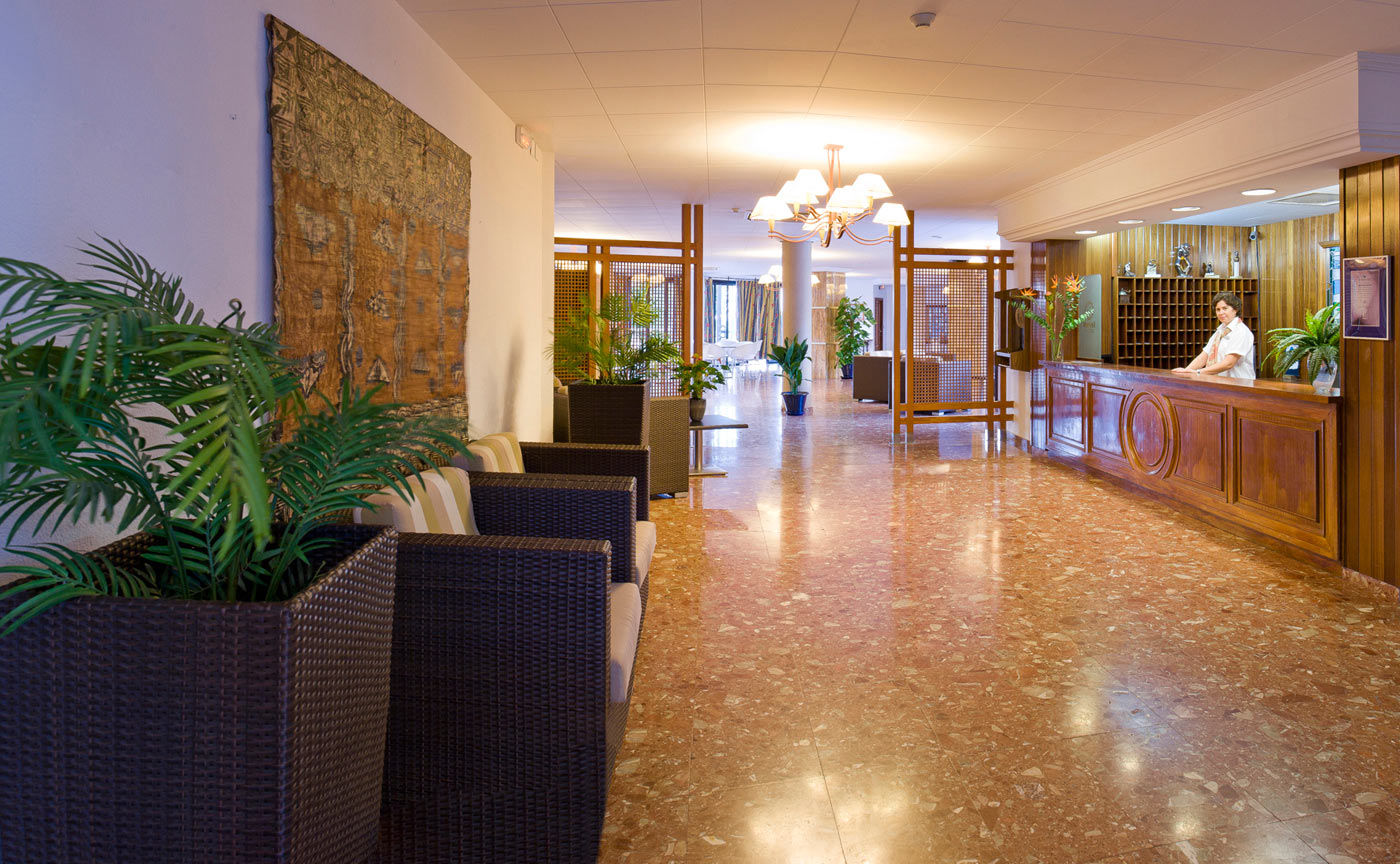 Marvell Club Hotel & Apartments Сан-Антоніо Екстер'єр фото
